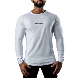 Herren T-Shirts Herren Frühling und Herbst Sport T-Shirt Lose Baumwolle Langarm T-Shirt Mode Slim Running Fitness Top 230927