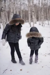 Dziecięce chłopcy w dół płaszcz zimowe ubranie dziecięce duże prawdziwe futro zagęszcza kurtka odzieży wierzchołek parka ciepłe ubrania