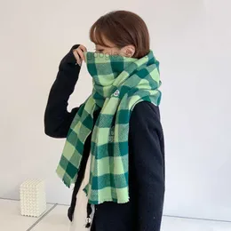 AC samma mönster Plaid Scarf New Chessboard Women's Imitation Cashmere Winter Soft Glutinous varm