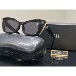 Designer Sunglasses For Women and Men Fashion Model Special UV 400 Protection Letter Big Leg Double Beam Frame Outdoor Brands Design Alloy Diamond Sunglasses 6056 JM