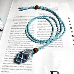 Choker Natürlicher Kristallquarz für Rohnetz-Taschen-Anhänger-Halskette Heilstein Reiki-Behänge Handwerk mit Webseil Y08E