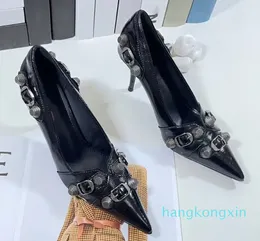 Neue klassische europäische Art spitze Metall High Heels Leder High Heels Modeschuhe vielseitig