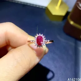 Cluster Rings 925 Pure Silver Chinese Style Natural Ruby Women's Classic Noble Flower Oval justerbar ädelstenring Fina smycken Support