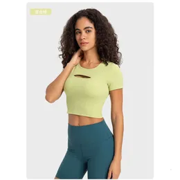Desginer Al Yoga Bra hollow Out Sports T-shirt for Women with Chest Cushion Stereoscopic Slim Fit Short Sleeve Stripped Rib Fitness Suit