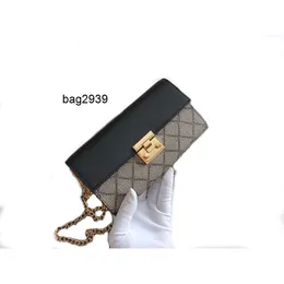 shoulder bag Women Designers Wallets Handbags Fashion Shoulder Bags Luxurys Lady Crossbody High Quality Classic Marmont Leather Messenger Padlock Purses Chains T