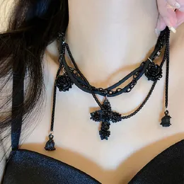 Pendant Necklaces Black Cross Rose Flower Star Tassel Necklace For Women Dark Cool Trend Aesthetics Clavicle Chain Vintage Fashion Jewelry