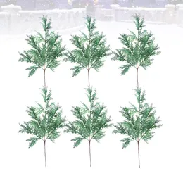 装飾的な花6PCS人工松葉枝の枝ガーラングリーン植物緑のピック冬のクリスマスクラフトウェディングホリデー