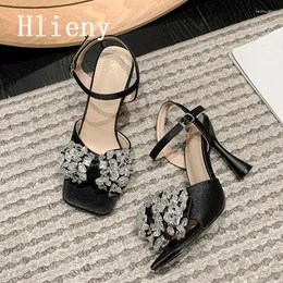 Sandals Hlieny Fashion Crystal Bowknot Women Gladiator Sexy Square Toe High Heels 2024 Summer Pumps Buckles Party Dress Shoe