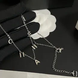 Top-Qualität, Luxus-Marken-Designer-Anhänger-Halsketten, nie verblassend, versilberter Edelstahl, C-Buchstabe, Choker-Anhänger-Halskette, Kette, Schmuck, Accessoires, Geschenke