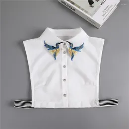 蝶ネクタイサウス初秋のミニマリストの気質3次元刺繍飛行鳥の白い偽の襟