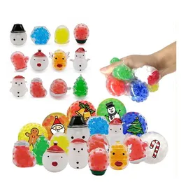 Christmas Mini Squeeze Balls With Water Pärlor Stress Relief Toys for Christmas Party Gynnar Jul Treat Bags Gifts For Kids Girls Boys