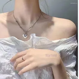 Catene che vendono collana con ciondolo asimmetrico amore in argento sterling S925 per regalo di gioielli di moda femminile da donna