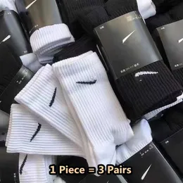 Classic Fashion Men Socks Hook Brand Color Stitched Men's Women's Long Tube Sports Training Sock Street Couple Middle Tubes Luxury Medium XFXF