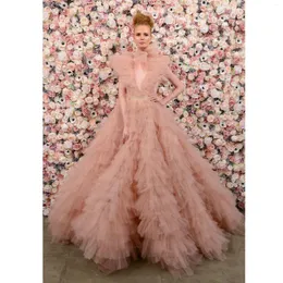 Casual klänningar Fantastisk fluffig tiered Long Tulle Prom-klänningar A-Line Puffy Bridal Deep V-Neck Bow Party Dress