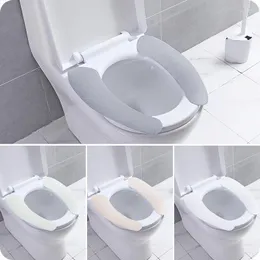 يغطي مقعد المرحاض ملصقًا للمراحيض الدافئة القابلة للغسل