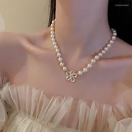 Naszyjniki wiszące wykwintne imitacja Pearl Choker Modna moda