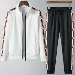 Tech Tech Men Men Tracksuit Designer Suad Suor Suit Duas peças Conjunto de moletom esportivo com capuz de manga comprida para a primavera outono 4xl Mens roupas