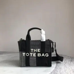 Tidvatten nuvarande design toppkvalitet axelväska bokstäver tryck rand kvällspåsar stor kapacitet designer tote demin canvas kvinnlig ca283b