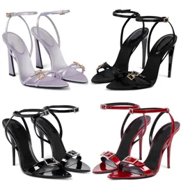 العلامة التجارية الشهيرة Cassie Crepe Sandals العلامة التجارية Claude براءة اختراع جلدية المصارع الصندل الذهب