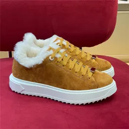 2023 Designer Paris Emblematic Time Out Sneaker Boots In Suede Calf Leather With Collar And Velcro Strap Fluffy Shearling Treaded Outsole Sneakers With Original Box
