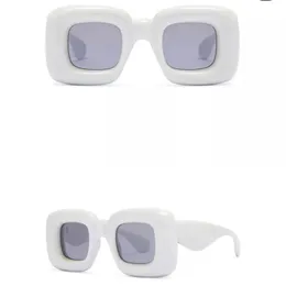 Solglasögon för lyxkvalitet för kvinnor 40098 Chunky Plate Black Sports Designer Solglasögon Män