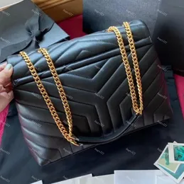 Lyxdesigner Handväskor Totes väskor Kvinnor stora kedjepåsar axel crossbody klassisk äkta lammskinn mjuka läder plånböcker handväska