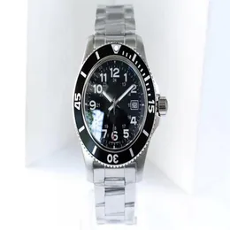 TF Factory Watch Series Avenger Men's Watch 1000m Diving 44mm Seagull 2824 Sapphire Crystal Um par de cinto e fivela é 2373