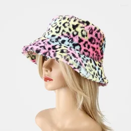 Berets Cap Women Autumn Winter Style Leisure Joker Leopard Grain Adds Fleecy Add Thick Windproof Fisherman Web Celebrity Heat