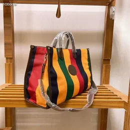 2021 Rainbow Bag grande bolsa de bolsa de balde para mulheres listrado Bag o padr￣o mais recente de moda combinado com classe324w