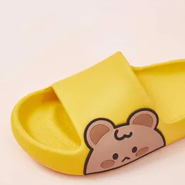 Slipper Utune 7-12y Barn Sandal Slides för dusch Hem Slipare för pojkar Girls Eva Non-halk Yellow Pink Summer Shoes T230302