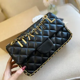 25cm klasik flep kapitone perçin mektup çantaları buzağı derisi inek penisi altın metal donanım matelasse crossbody omuz zincir bagaj tasarımcısı kadın kızlar çanta