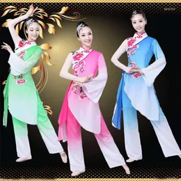 Abbigliamento da palcoscenico Costumi di danza classica per donne e ragazze Yangge Abiti eleganti per canzoni Abbigliamento per spettacoli nazionali di fan cinesi per adulti