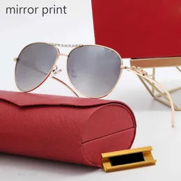 Men and Women Designer Sunglasses Metal Gold Frames Eyeglasses Aviation Brand Design Polit Sun Glasses High Quality Suitable for all face good