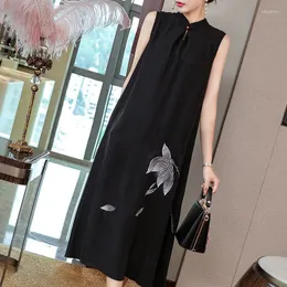 Etniska kläder 2023 Förbättrad Chinese Cheongsam Women Elegant Party Dress Vintage Flower Design Oriental Qipao ärmlös Chongsam A158