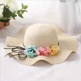 Stingy Brim Hats Fashion Parent-Child Cute Flower Girl Hand Made Straw Wave Wide Brim Sun S Casual Shade Summer Woman Beach Hat 0103