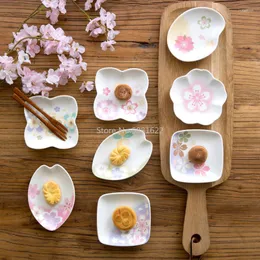Tallrikar keramiska små plattor körsbärsblommor efterrätt dikt japansk stil porslin sushi magasin hushållsbeteckna