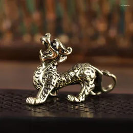 Keychains Retro Brass Chinese Ancient Beast Flying Pixiu Home Decor Ornament Copper Animal Figurines Fengshui Statue DIY Key Chain Pendant