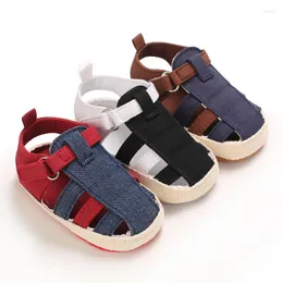 첫 워커 Samita 2023 어린이 출생 아기 소년 패션 여름 소프트 침대 신발 워커 안티 슬립 샌들 리아 신발