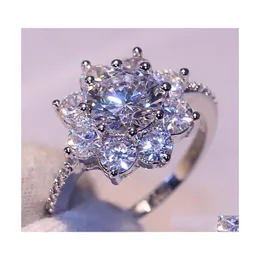 Bröllopsringar grossist fantastiska lyxsmycken handgjorda mousserande 925 sterling sier vit safir cz diamant ädelstenar kvinnor flowe dhoei