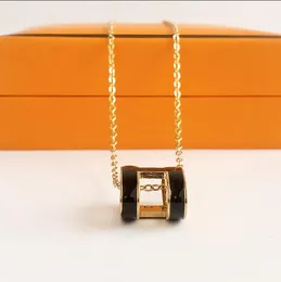 Luxus Anhänger Halskette Brief Liebe Halsketten Designer Schmuck Ketten für Mann Frau Anhänger Link Kette Gold Silber 20 Farbe
