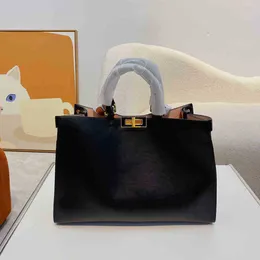 Yeni omuz çantaları bayan tasarımcı çanta klasik deri çanta çanta çanta f harf crossbody çanta büyük kapasiteli alışverişçiler torba çantası 220622