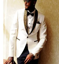 Weißer formaler Hochzeitstuhl zweisteuelhafte goldene Schal -Revers -Make -Trim -Fit -Suits -Jackenhosen 5488415