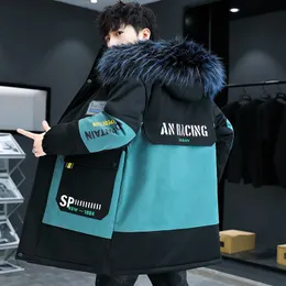 Kurtki mężczyzn zima Dodaj polaru mężczyzn parkas patchwork wodoodporne wodoodporne płaszcz męski moda wielkie kieszenie futra kołnierzyka streetwear 230106