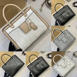 NOWY GRACE TOTE BAG Projektanci torby 5 kolorów luksusowe torebki złota litera skórzana torby krzyżowe torby na kupujących torebka 221208