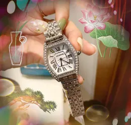 Klasyczne modelki kobiety Diamenty Pierścień Watch Fine ze stali nierdzewnej Pasek Kwarcowy zegarek na rękę Tonneau Shape Roman Dila