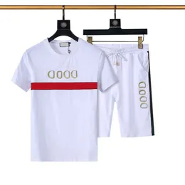 メンズビーチデザイナージャージサマースーツ 2021 ファッション Tシャツシーサイドホリデーシャツショーツセットマン S 2023 高級セット衣装スポーツウェア