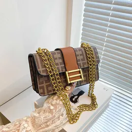 Mağazalar% 85 İndirim Ucuz Çevrimiçi Gümrükleme Toptan Perakende Kadın Çantası 2023 Yeni Moda ve Bir Omuz Crossbody Küçük Koltuk Altındaki