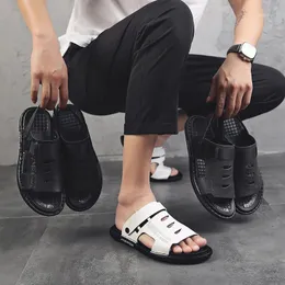 Terlik Erkek Spor Ayakkabı Yaz Ayakkabıları Erkekler 2023 Nefes Alabilir Mesh Plaj Sommer Schuhe Herren Sandale Homme Ete Sandals