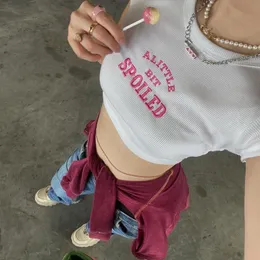 Женская футболка Y2K укороченные топы Эстетические милые розовые буквы с вышивкой Детские футболки 2000-х годов Винтаж в рубчик с круглым вырезом Harajuku с коротким рукавом 230107