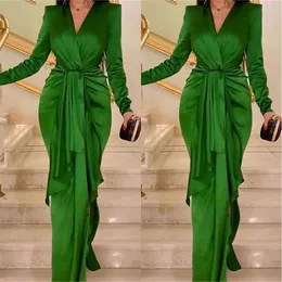 Elegantes smaragdgrünes muslimisches Abendkleid Langarm V-Ausschnitt Arabisch Dubai Ballkleider für Frauen Gastpartykleider Vestidos